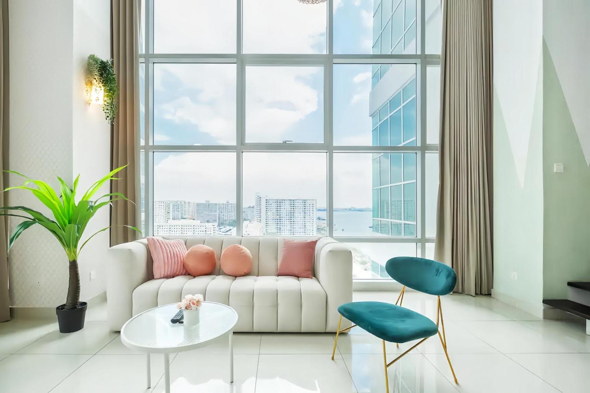 Maritime Seaview Suites Penang George Town  Kültér fotó